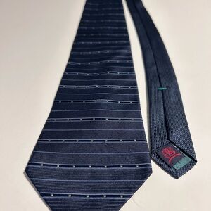 Elegant Tommy Hilfiger Navy Blue Striped Tie 100%‎ silk